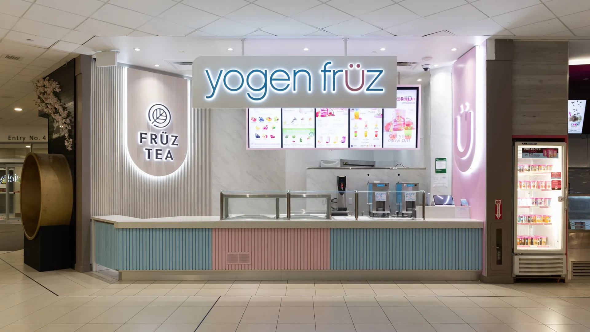 Yogen Früz and Früz Tea counter ready for opening after a Tidal Cleaning post construction clean for Wave Construction